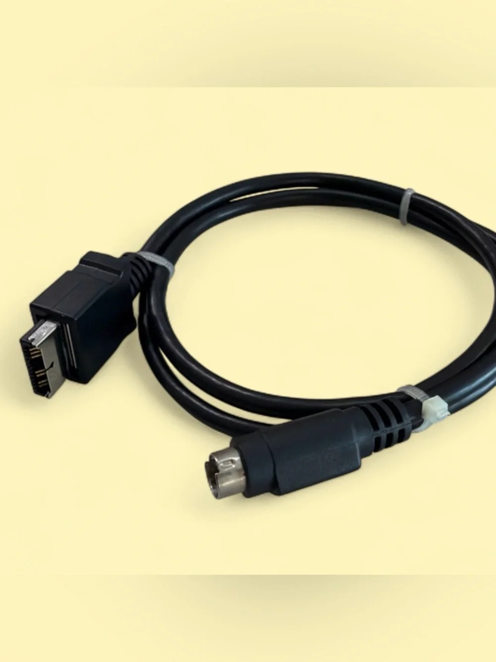 PlayStation Multi Out to DIN7 3ft Connector.